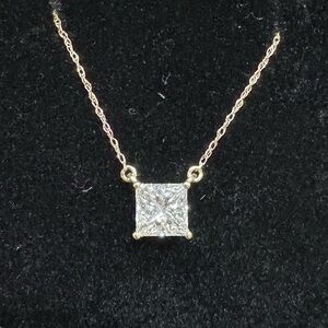 Certified -Natural Princess Cut 1.01 Carat. Diamond necklace in 14k gold.